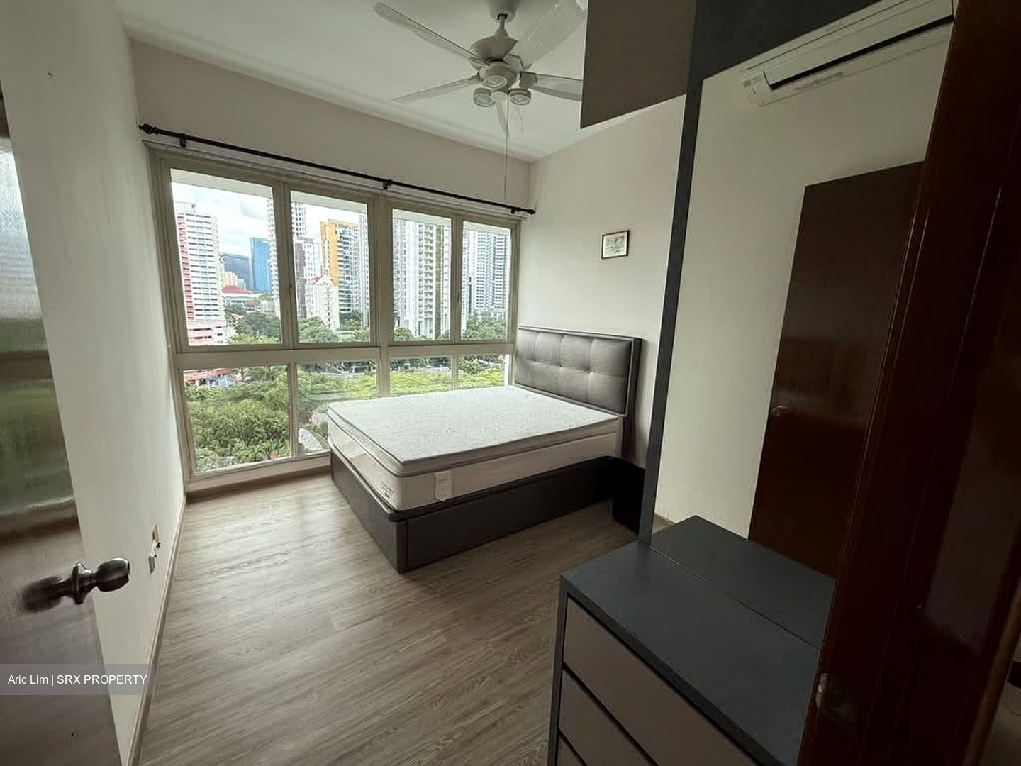Trellis Towers (D12), Condominium #537300201
